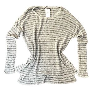 VOLCOM NWT Lightweight Striped Pullover Sweater Gray Size Medium